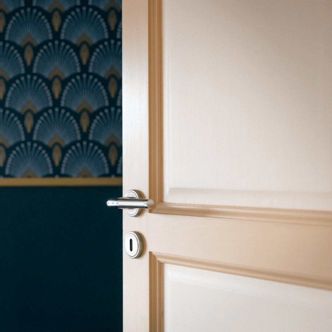 rénovation hotel poignee porte